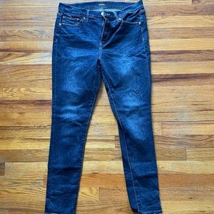 Express size 12L mid rise skinny jeans